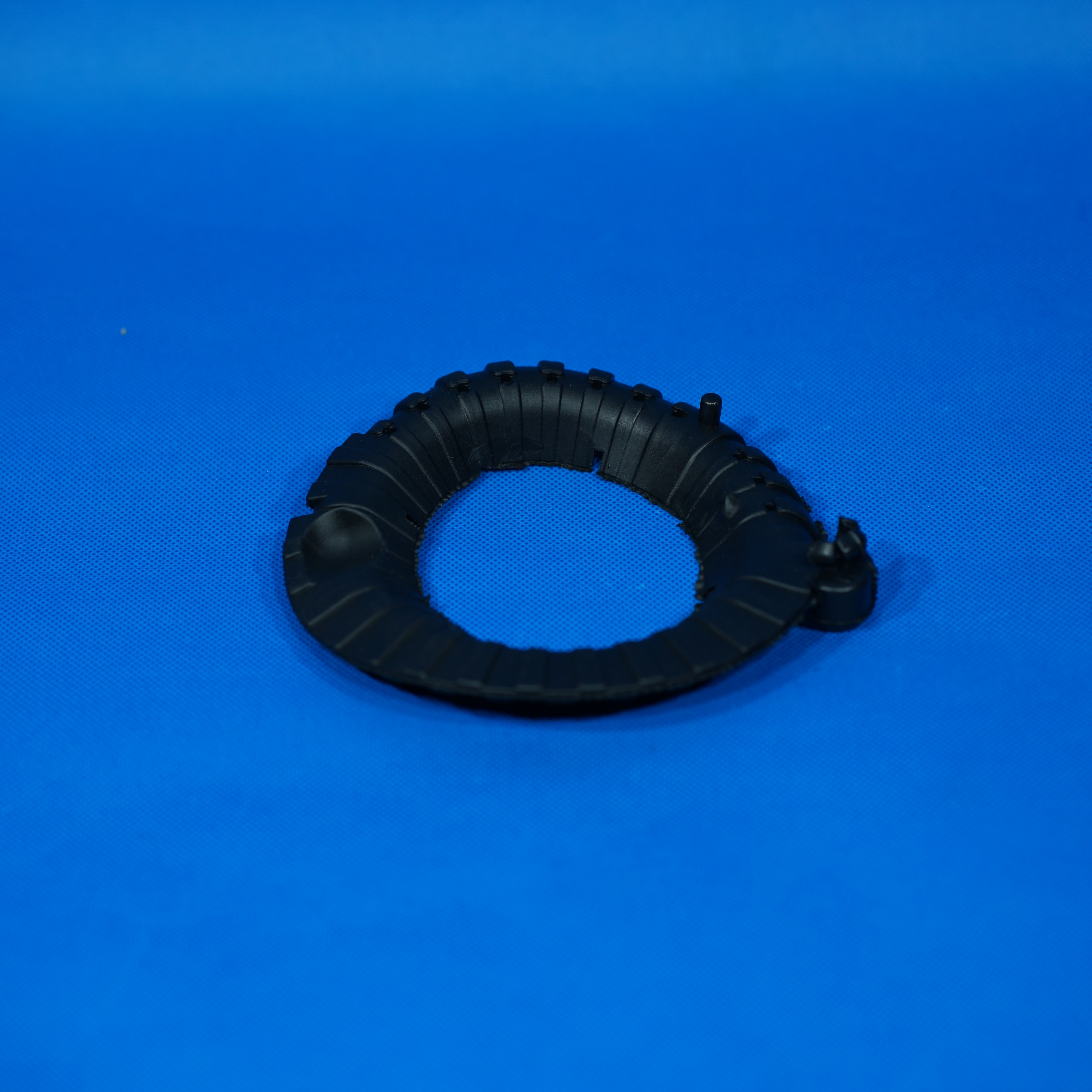 Insulator Karet Tatakan Per Depan Bawah Dodge Journey JC